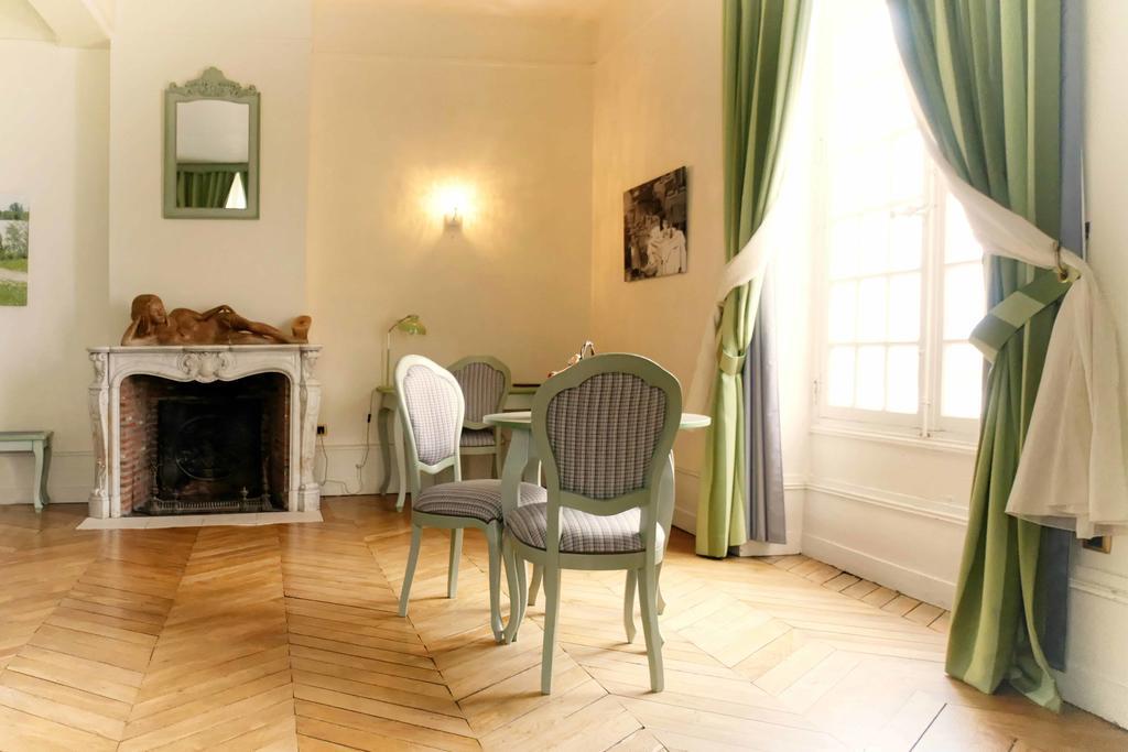 Logis Hotel Le Relais Louis XI Meung-sur-Loire Kültér fotó