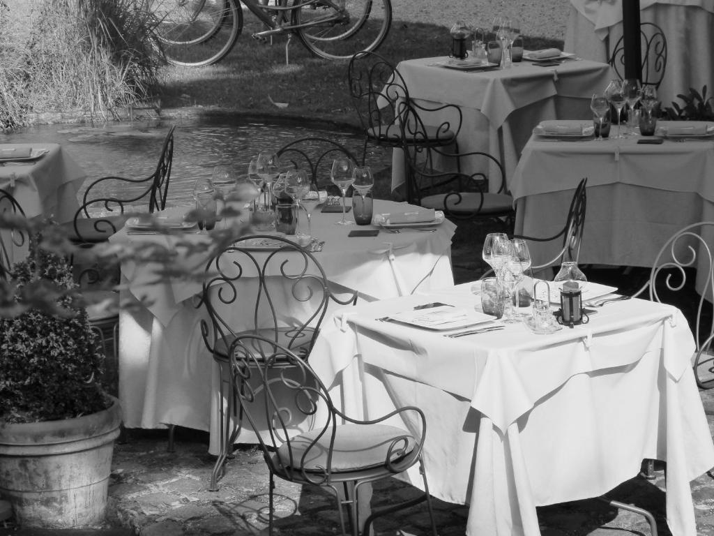 Logis Hotel Le Relais Louis XI Meung-sur-Loire Kültér fotó